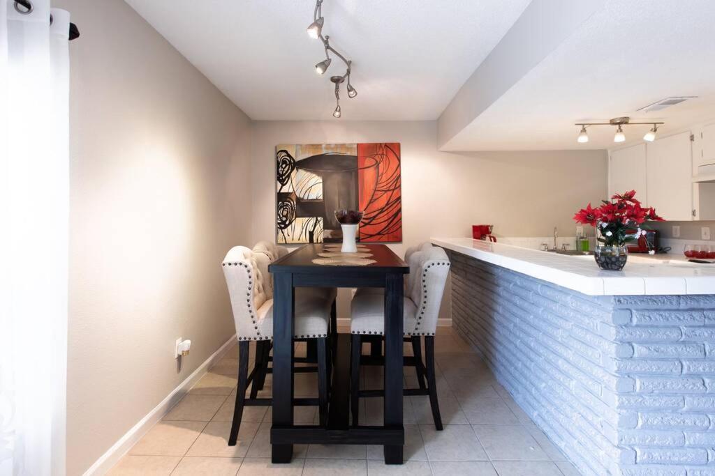 Urban 2Br Apartment In The Heart Of The Heights Houston Zewnętrze zdjęcie